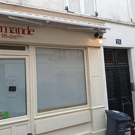 Montmartre Apartment Paris